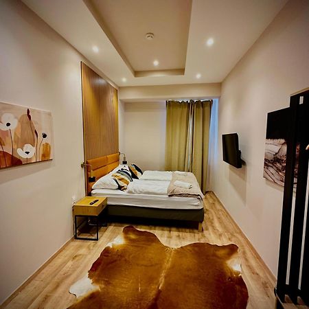 Wiener Stadthalle Boutique Rooms - Ideal For Couples Exterior foto